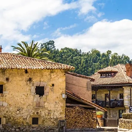 La Fuentona Holiday home Munorrodero